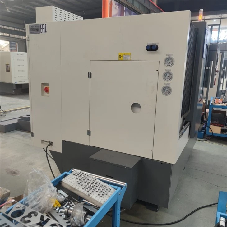 Precision CNC Lathe